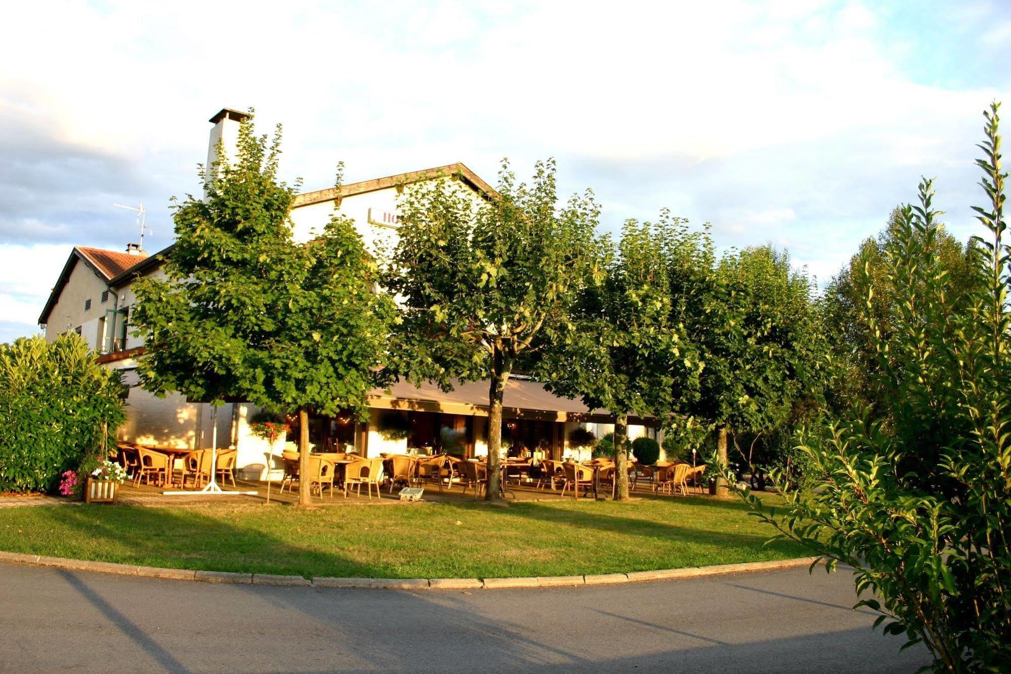 Relais De L'Abbaye Hotel Charlieu Exterior foto